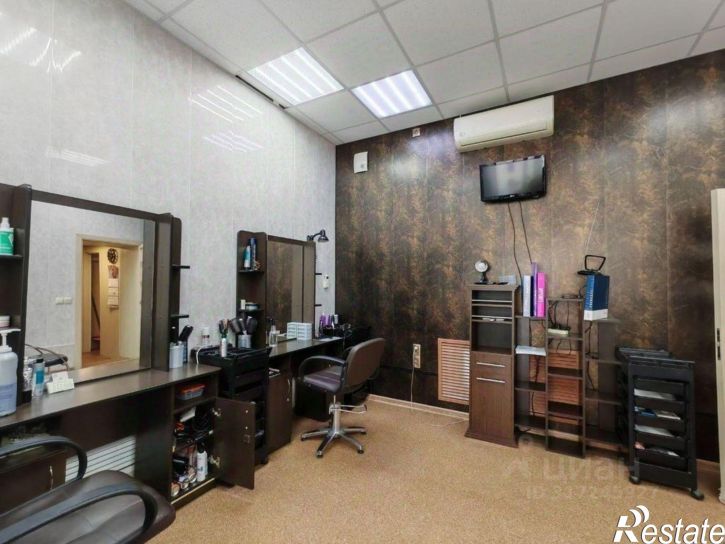 Помещение свободного назначения улица Кобозева, 34,  д. 34