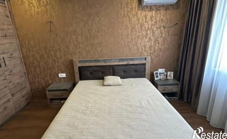2-комн квартира ул Братьев Хусаиновых, 4/2,  д. 4/2