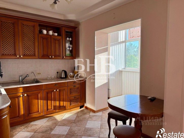 5-комн квартира ул Газпромовская, 69,  д. 69