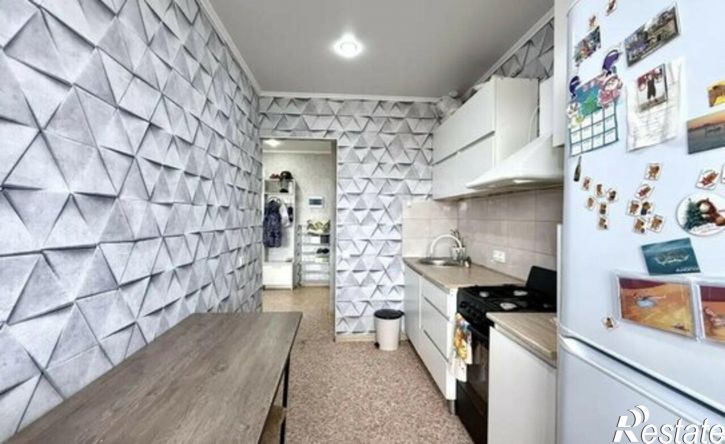 3-комн квартира ул Туркестанская, 45,  д. 45