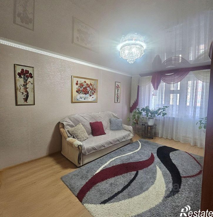 2-комн квартира улица 13-я Линия, 4,  д. 4