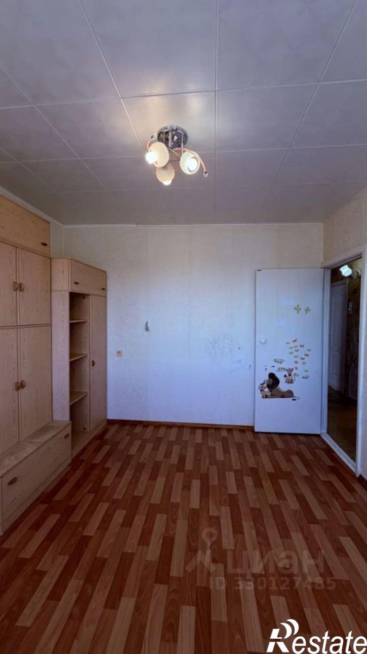 4-комн квартира улица Чкалова, 15,  д. 15