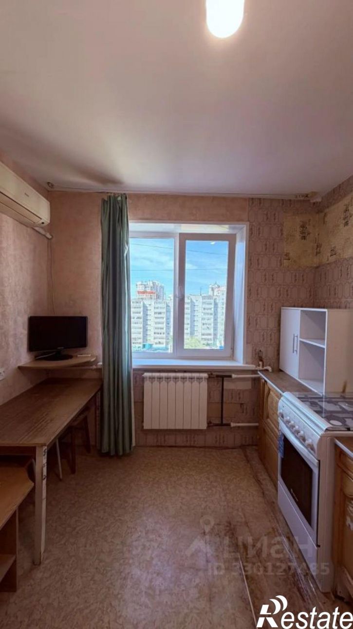 4-комн квартира улица Чкалова, 15,  д. 15
