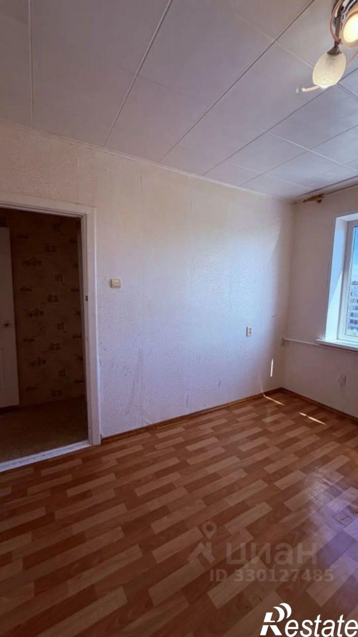 4-комн квартира улица Чкалова, 15,  д. 15