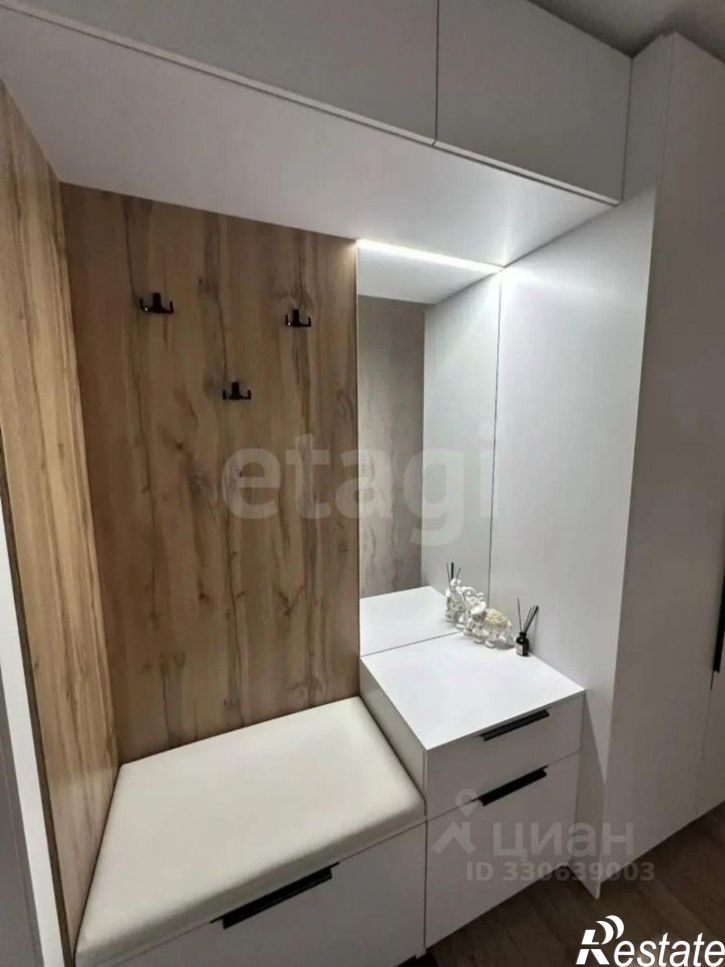 2-комн квартира улица Автомобилистов, 15,  д. 15