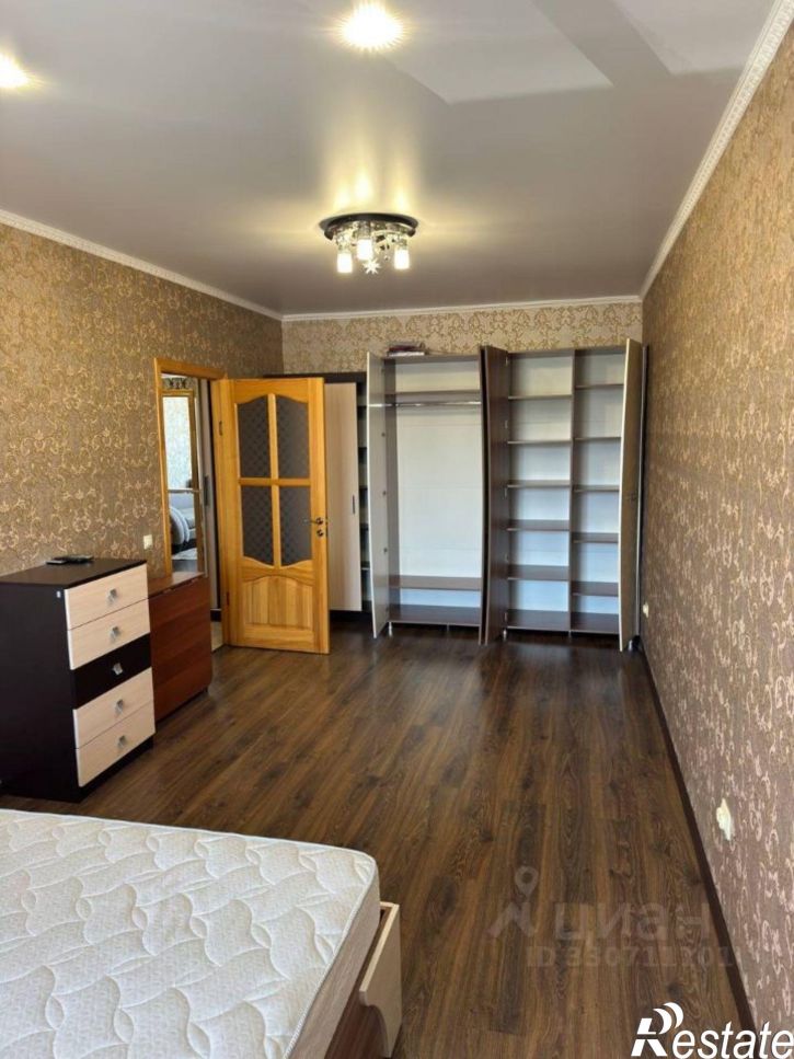 2-комн квартира ул Яицкая, 1,  д. 1