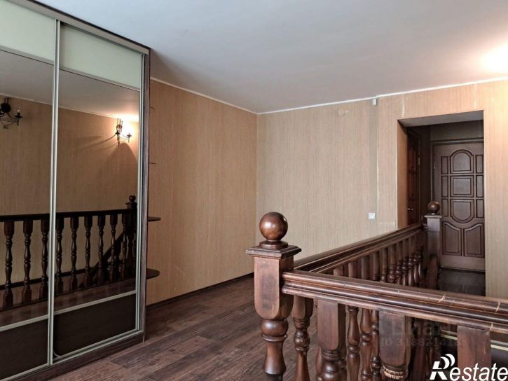5-комн квартира ул 16-я линия, 4,  д. 4