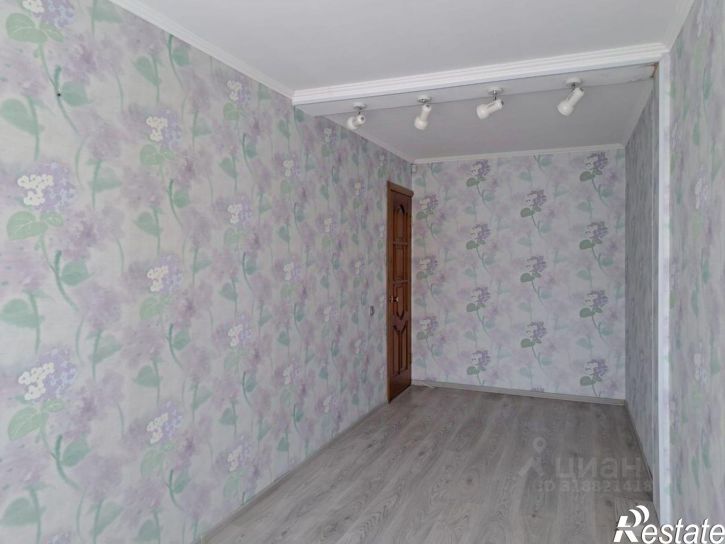 5-комн квартира ул 16-я линия, 4,  д. 4