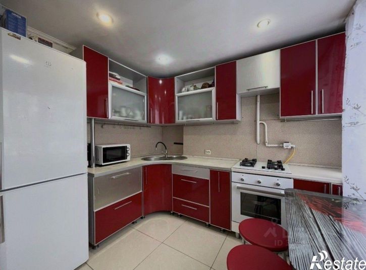 2-комн квартира улица Юркина, 17,  д. 17