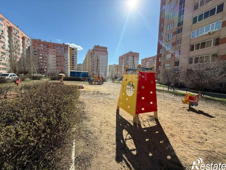 3-комн квартира ул Есимова, 9,  д. 9