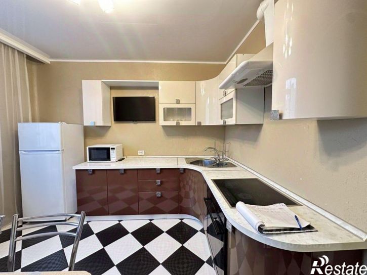 3-комн квартира улица Гаранькина, 25,  д. 25