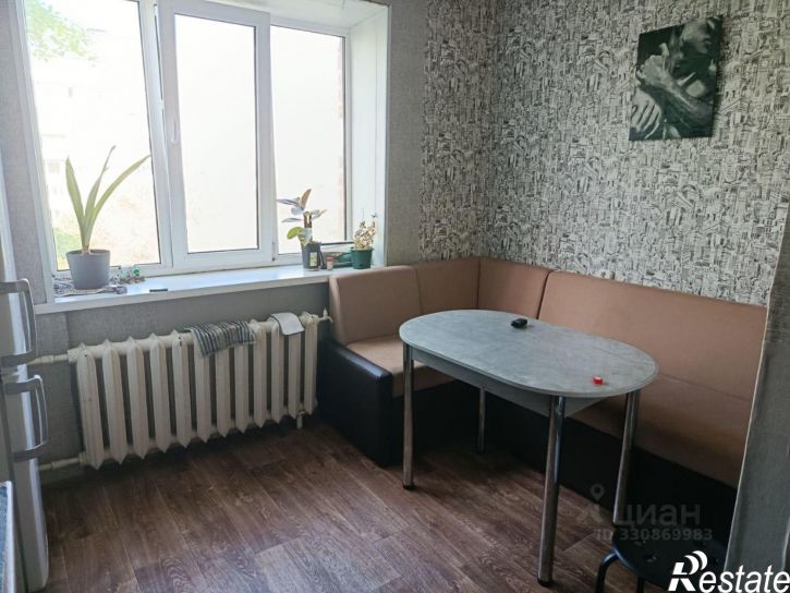 2-комн квартира улица 75-я Линия, 6,  д. 6