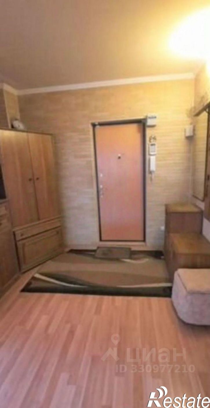 4-комн квартира пр-кт Гагарина, 52/1,  д. 52/1