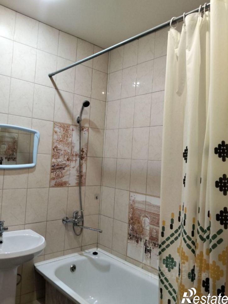 1-комн квартира улица Фронтовиков, 6,  д. 6