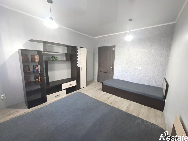 2-комн квартира проспект Победы, 151,  д. 151