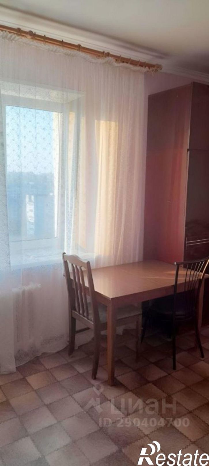 Комната улица 70 лет ВЛКСМ, 1,  д. 1