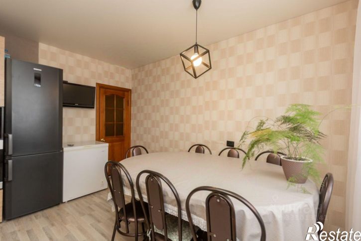 3-комн квартира ул Авиационная, 10,  д. 10