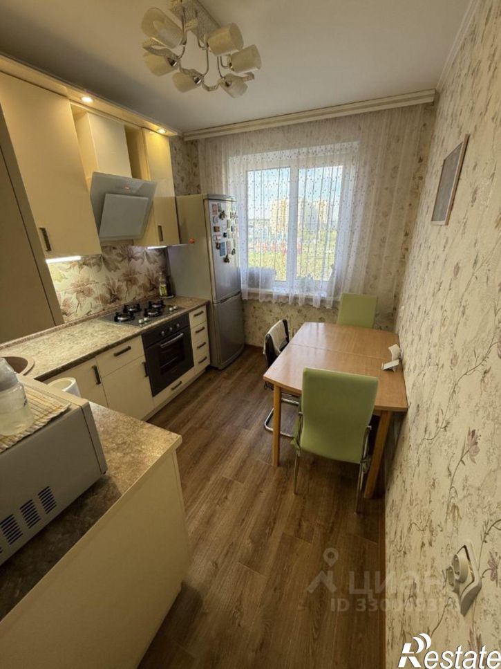 4-комн квартира Салмышская улица, 44,  д. 44