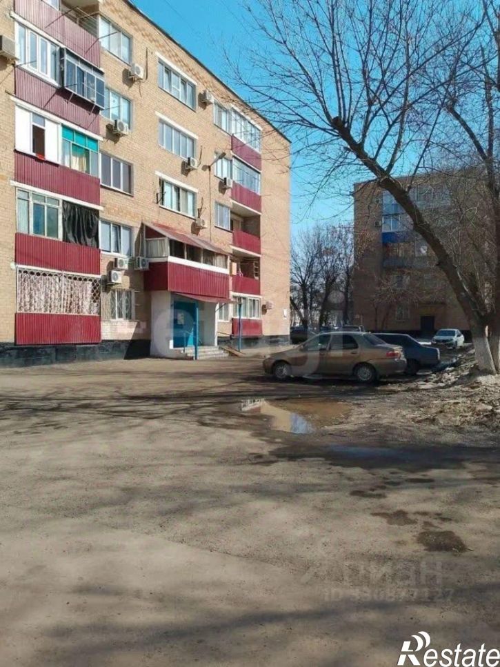 Комната улица Конституции СССР, 10,  д. 10