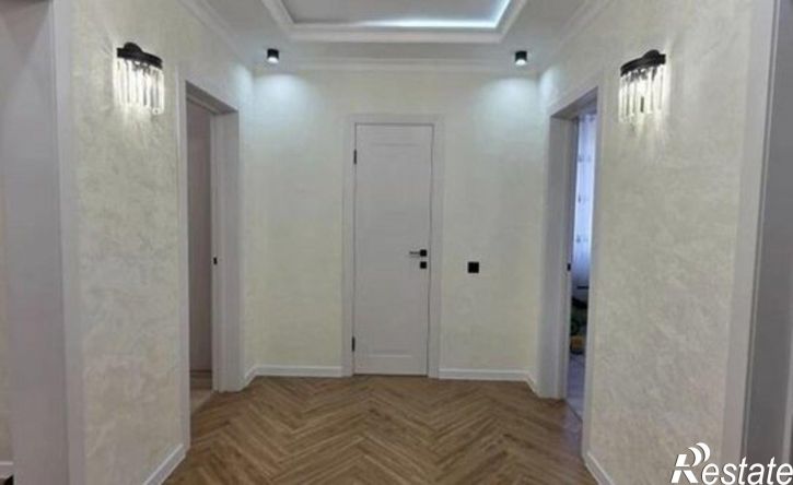 3-комн квартира ул Автомобилистов, 13,  д. 13