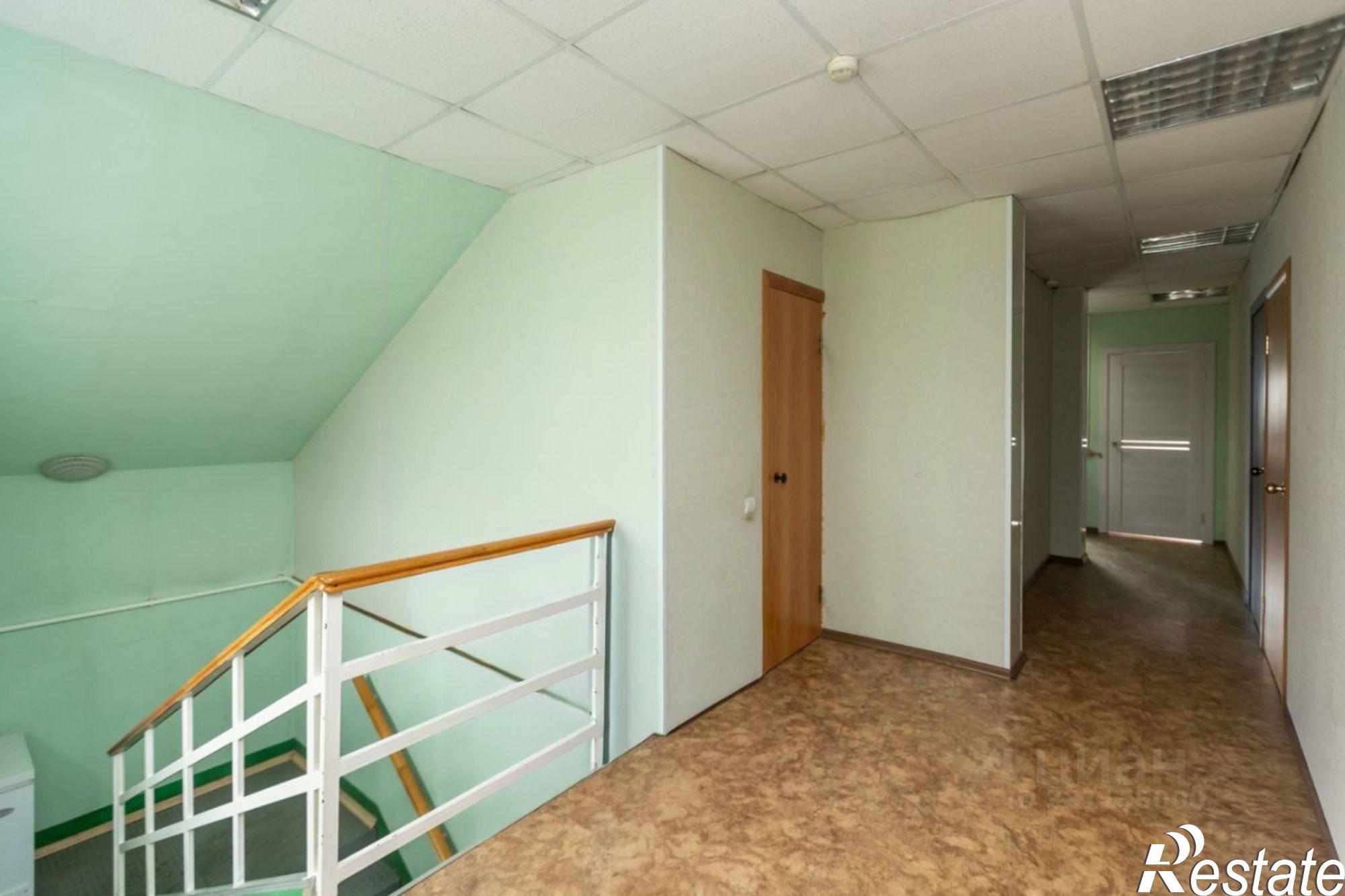 Купить торговое помещение за 18 500 200 рублей на улица Абдрашитова, 48