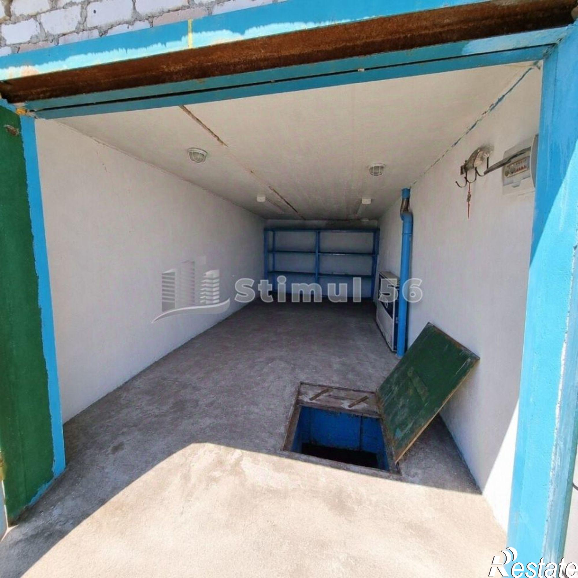 Купить гараж, место в паркинге за 881 640 рублей на Русский пер, 76