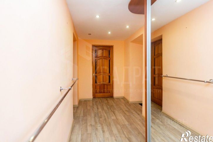 4-комн квартира ул 9 Января, 11,  д. 11