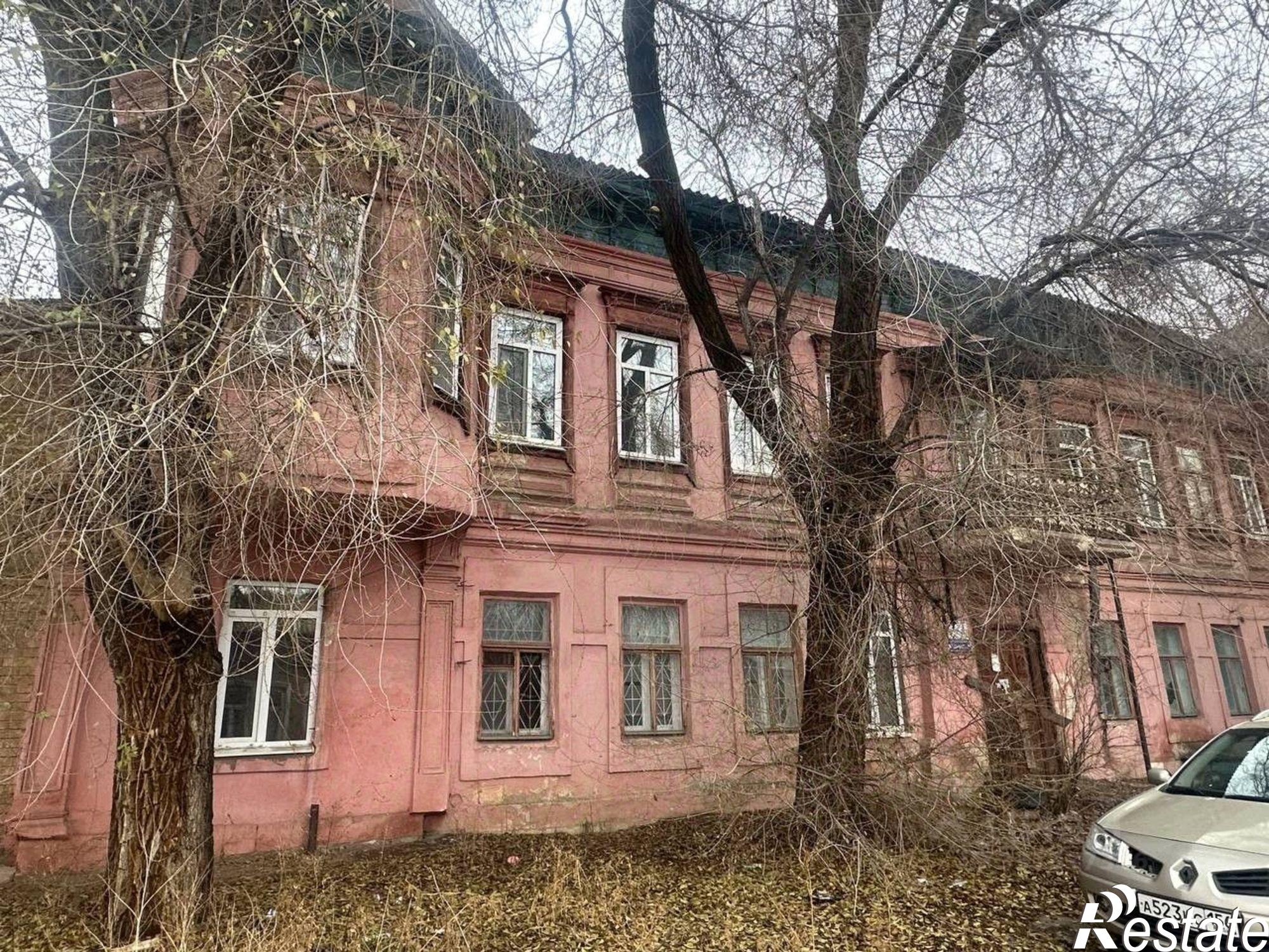 Купить ОСЗ, отдельно стоящее здание за 344 рублей на Коммунальный пер, 4