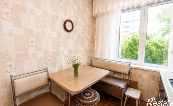4-комн квартира Восточная улица, 80,  д. 80