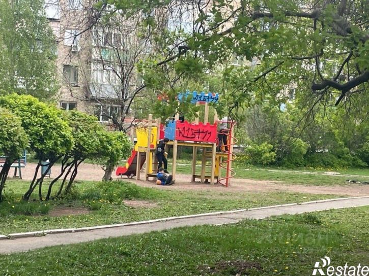3-комн квартира Томилинская улица, 250,  д. 250