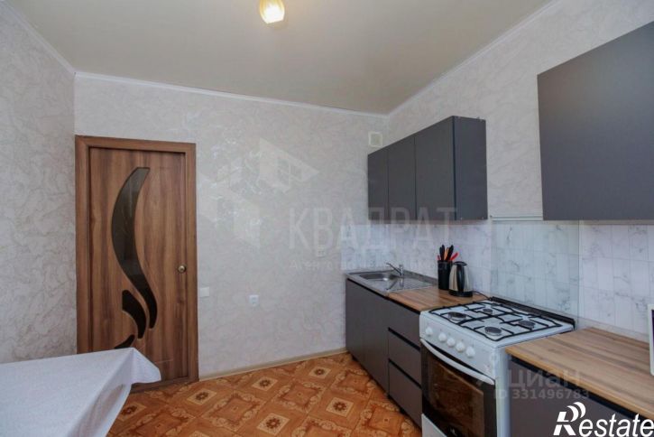 2-комн квартира улица Конституции СССР, 3/2,  д. 3/2