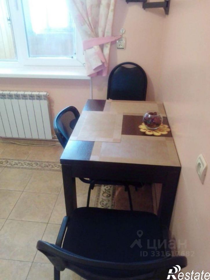 3-комн квартира проспект Гагарина, 49,  д. 49