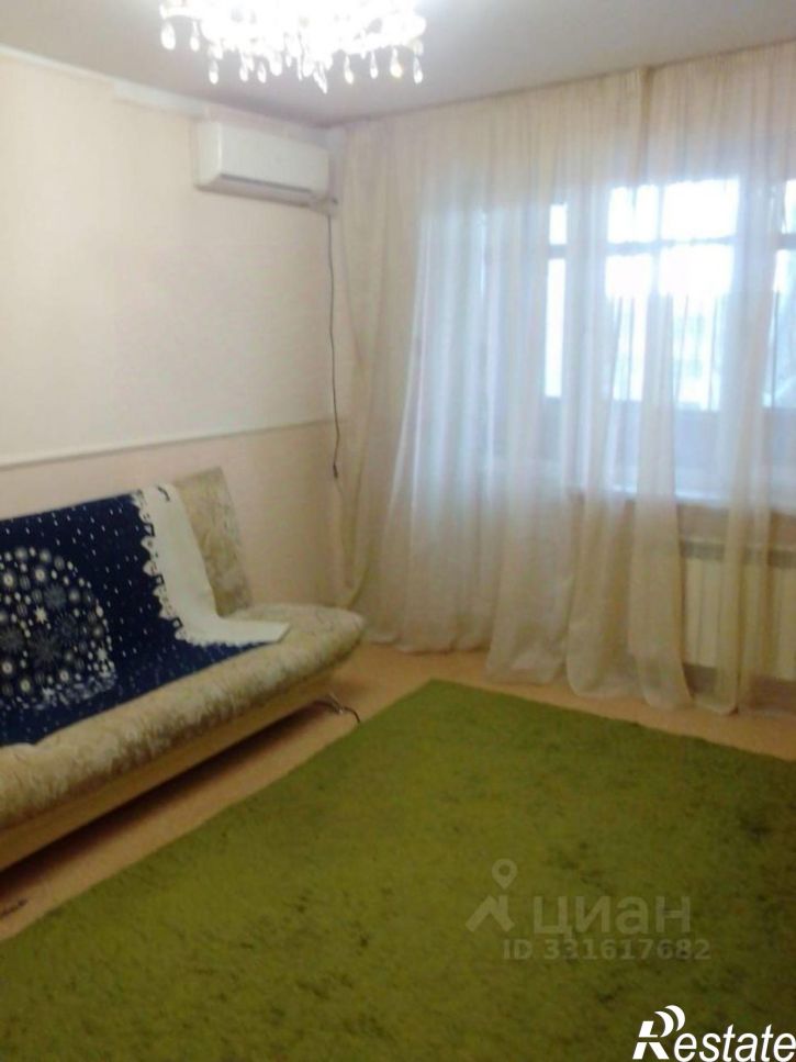 3-комн квартира проспект Гагарина, 49,  д. 49