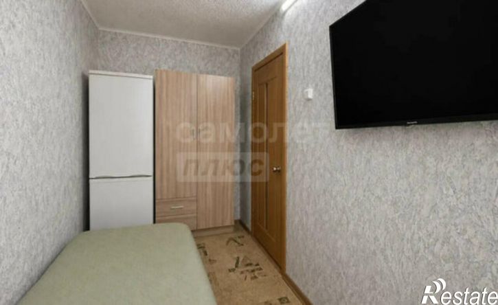 2-комн квартира улица Дзержинского, 8,  д. 8
