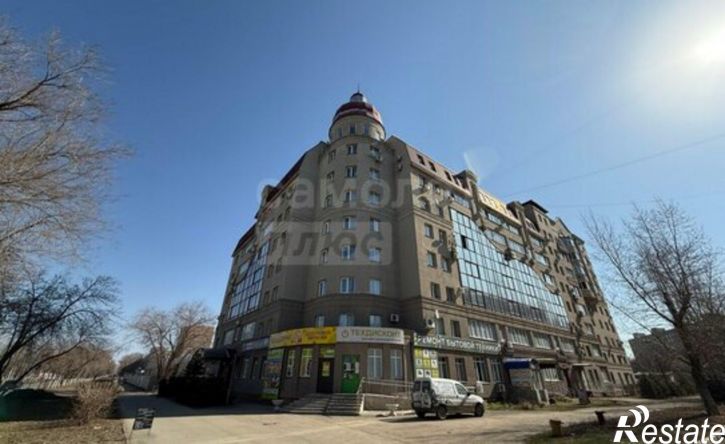 4-комн квартира пр-кт Дзержинского, 9/2,  д. 9/2