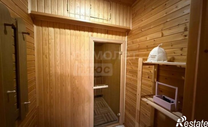 4-комн квартира пр-кт Дзержинского, 9/2,  д. 9/2