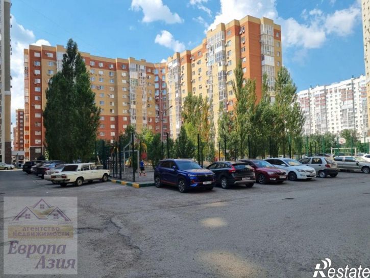 3-комн квартира Просторная ул, 25/1