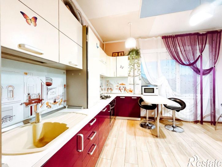 3-комн квартира ул Тенистая, 38,  д. 38