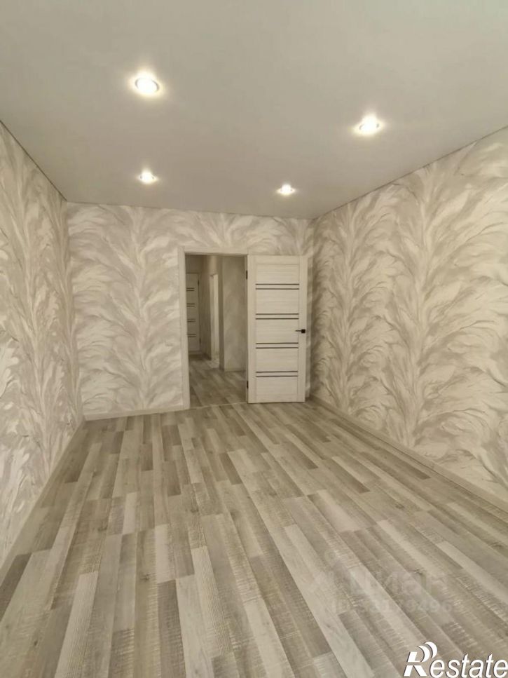 3-комн квартира ул Конституции СССР, 17,  д. 17