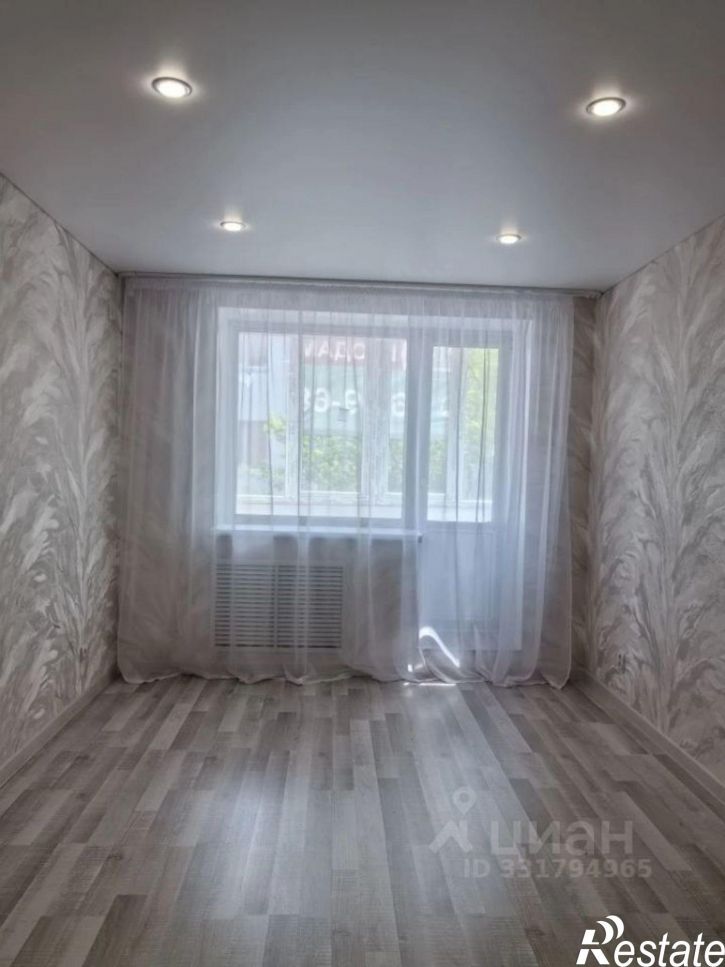 3-комн квартира ул Конституции СССР, 17,  д. 17