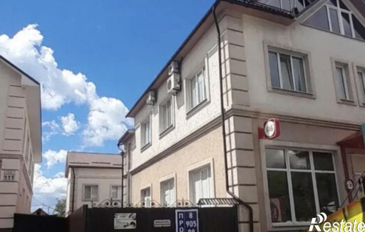 3-комн квартира пр-кт Братьев Коростелевых, 113,  д. 113