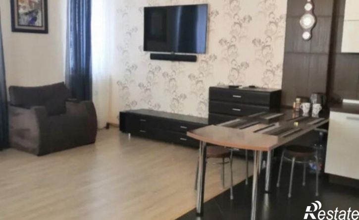 3-комн квартира пр-кт Братьев Коростелевых, 113,  д. 113