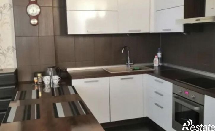 3-комн квартира пр-кт Братьев Коростелевых, 113,  д. 113