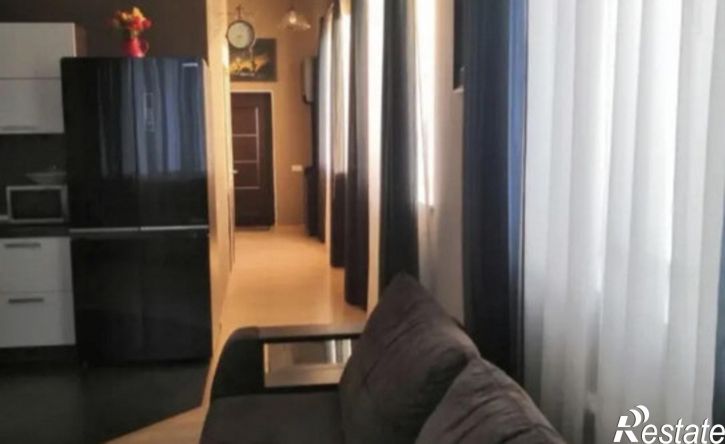 3-комн квартира пр-кт Братьев Коростелевых, 113,  д. 113