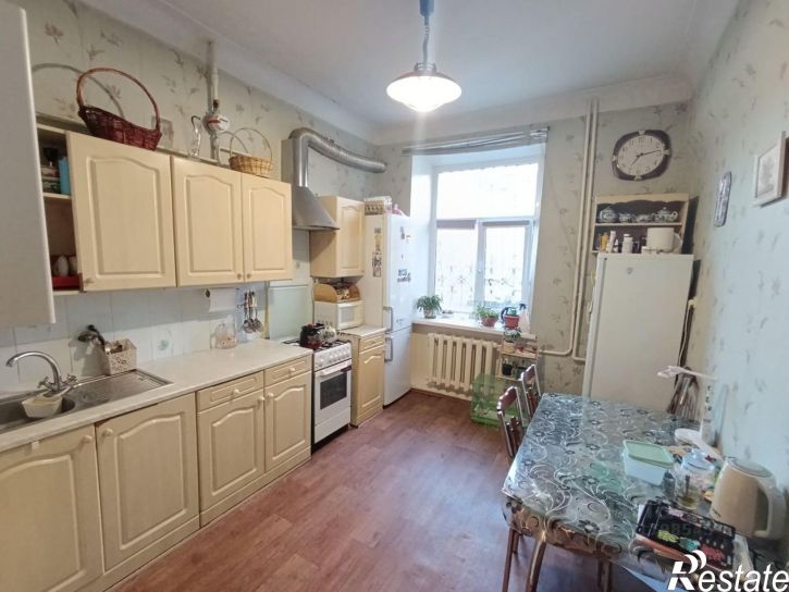 3-комн квартира Парковый пр-кт, 52,  д. 52