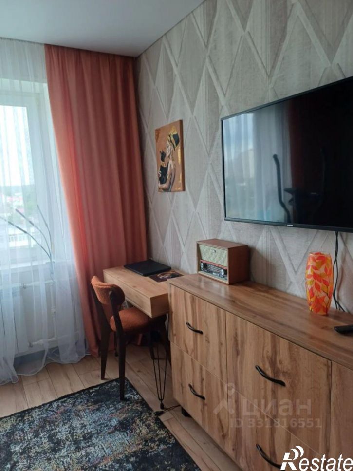 3-комн квартира пр-кт Гагарина, 44/3,  д. 44/3