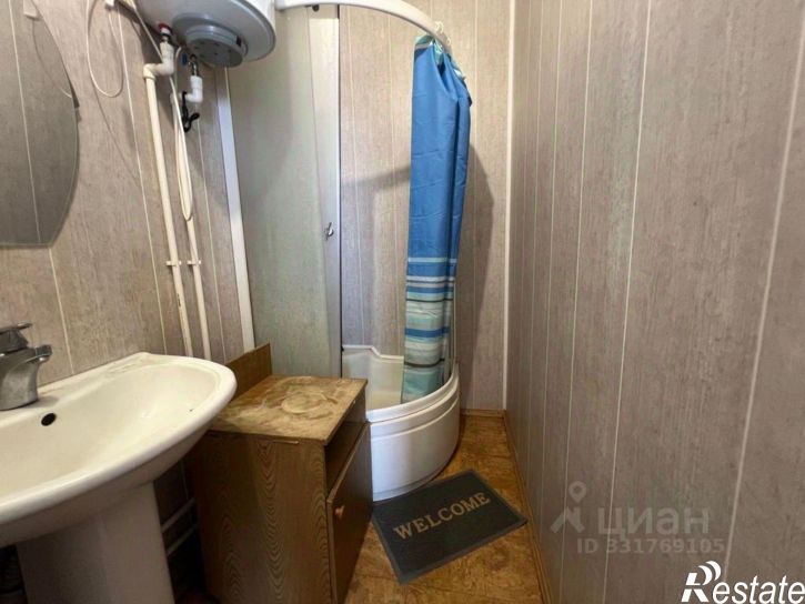 Комната пр-кт Братьев Коростелевых, 3,  д. 3