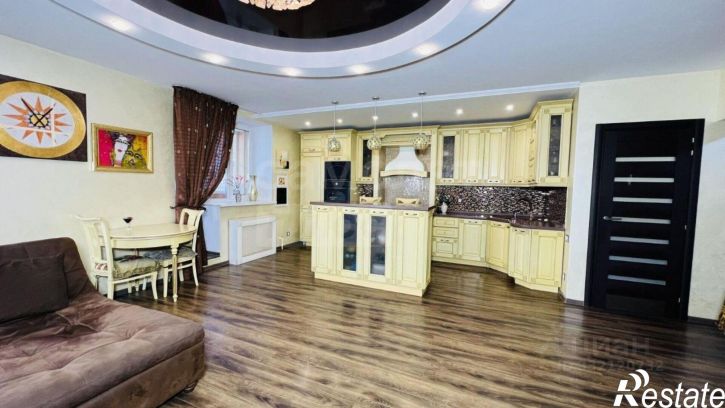 6-комн квартира ул Просторная, 19/2,  д. 19/2