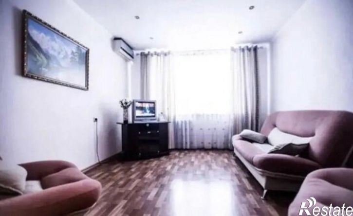 2-комн квартира ул Салмышская, 54,  д. 54