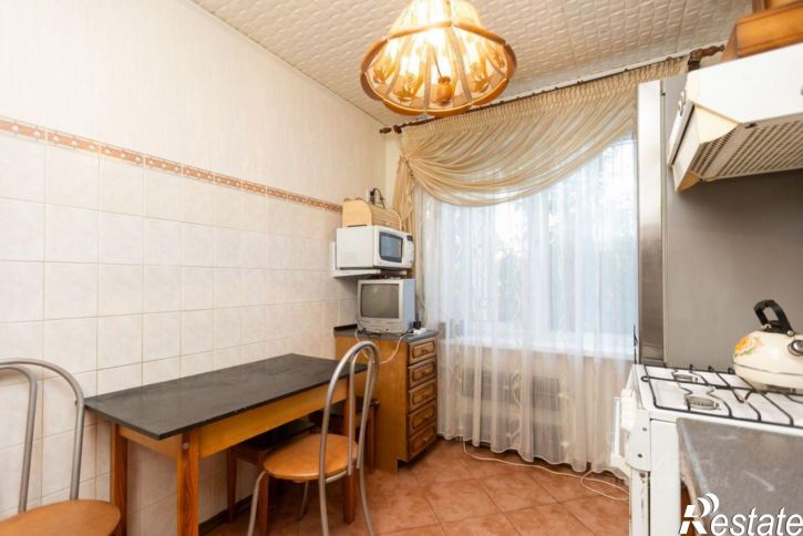 2-комн квартира пр-кт Победы, 154,  д. 154